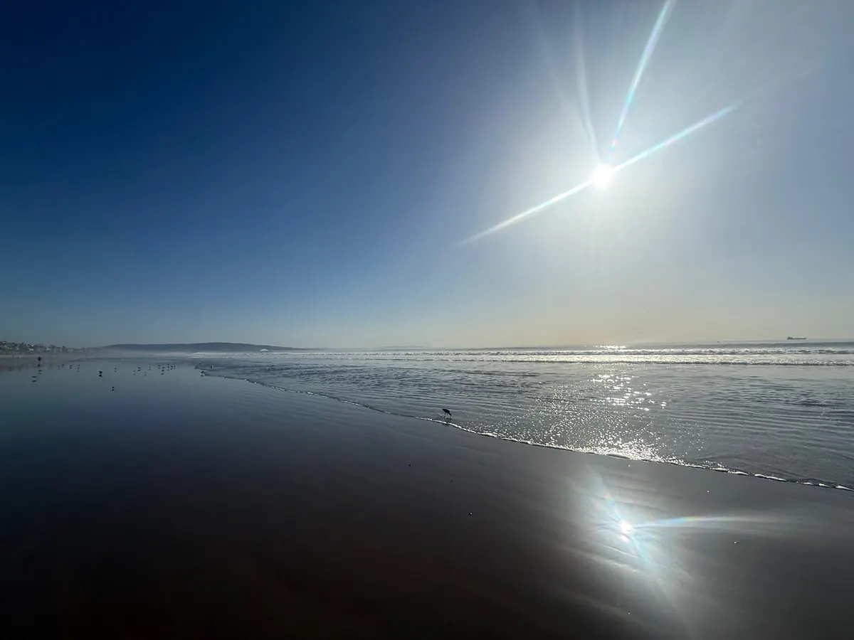 Sun starburst at El Porto