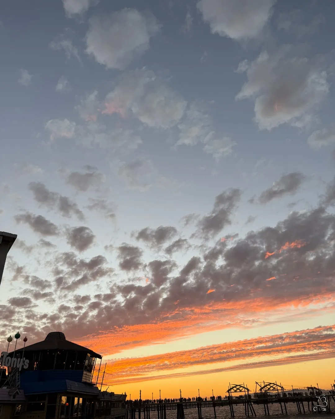 Popcorn sky, Redondo Pier